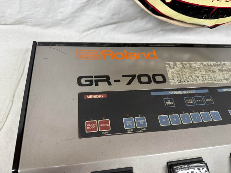 Roland GR-700 Guitar Synthesizer Module with Case - Image 13