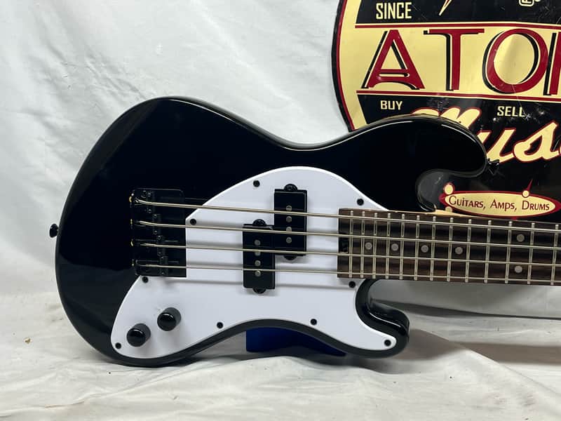 Kala 4-String Electric U-Bass - Image 2