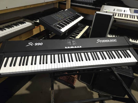 Studiologic SL-990