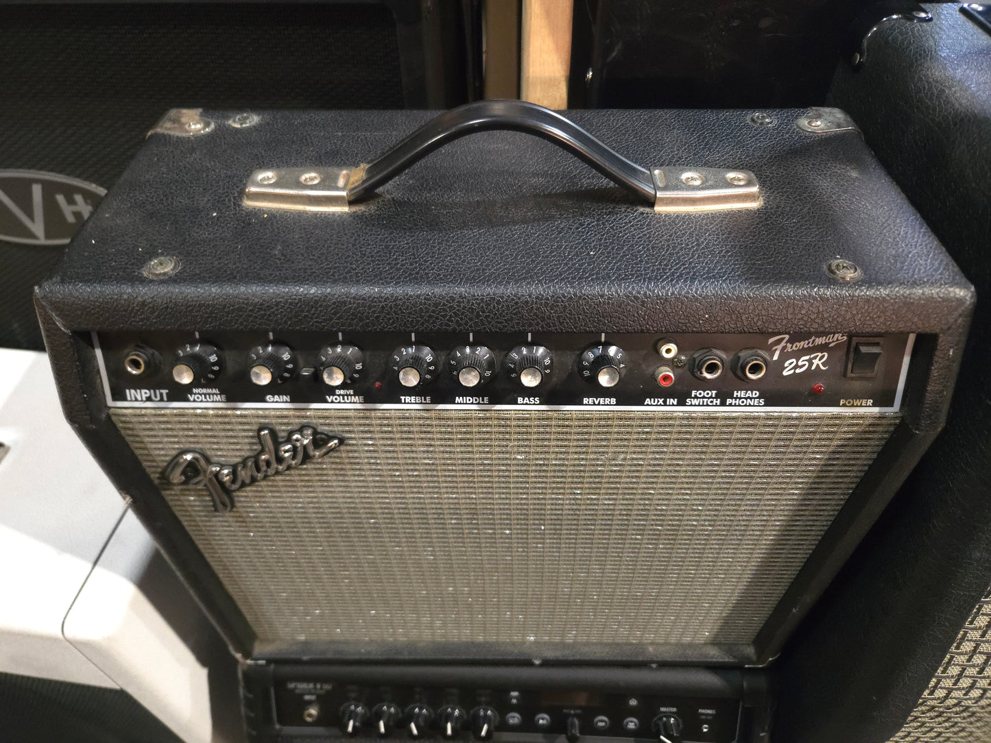 Fender Frontman 25R 2-Channel 25-Watt 1x8" Guitar Practice Amp with Reverb 1997 - 2002 - Local Pickup Only