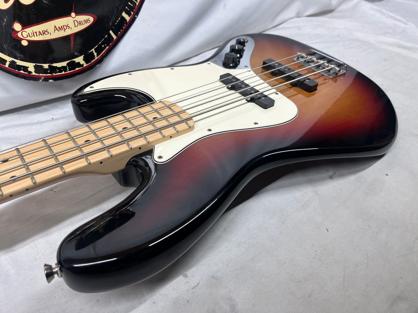 Fender American 4-String Electric Jazz Bass 2007 - 3-Color Sunburst