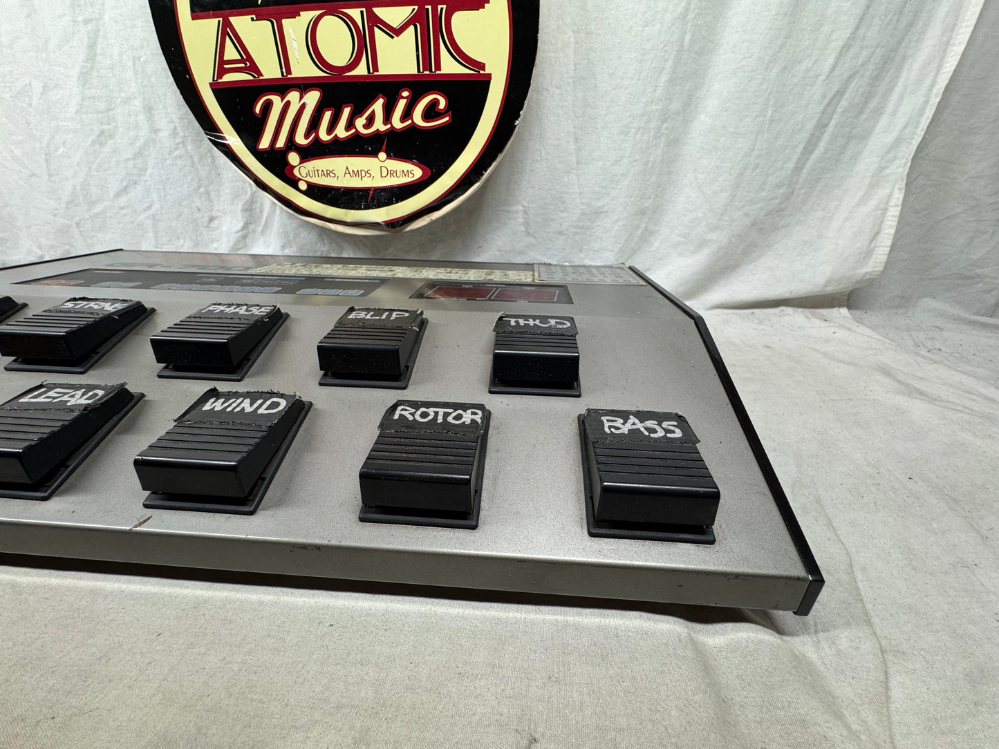 Roland GR-700 gr700 Guitar Synthesizer Module with Case 1985