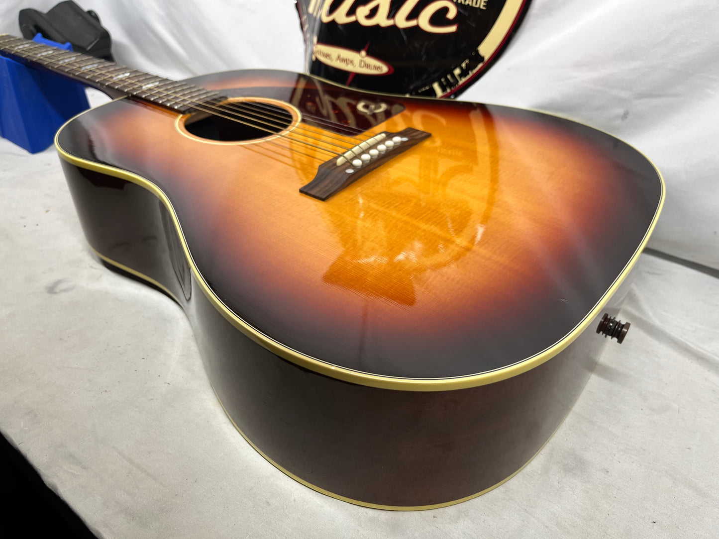 Epiphone Texan FT-79 Acoustic Electric Guitar with Hard Case
