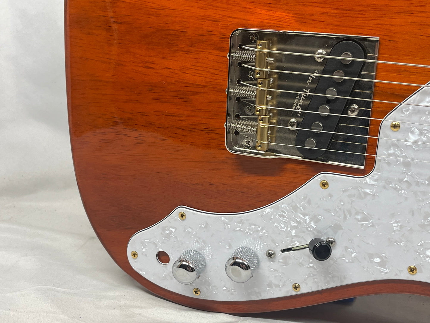 Squier Classic Vibes '60s Telecaster Tele Semi-Hollow Body Electric Guitar