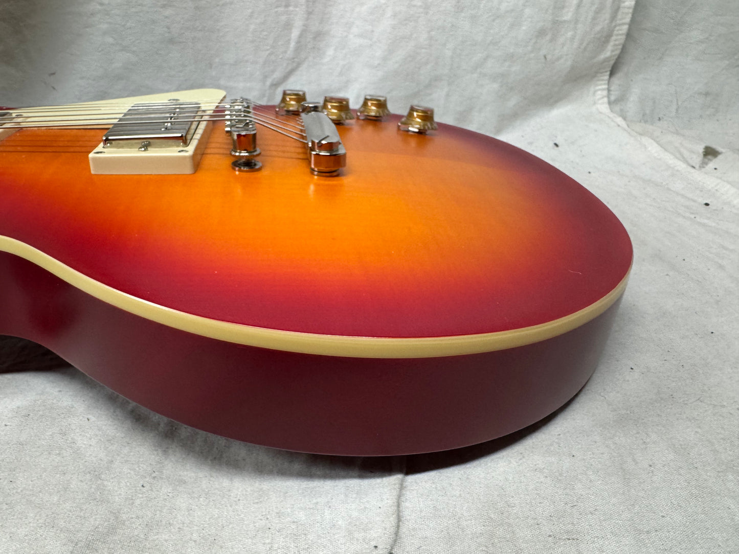 Epiphone Inspired by Gibson Custom IGC Masterbilt '59 1959 Les Paul Standard Guitar with Case 2022
