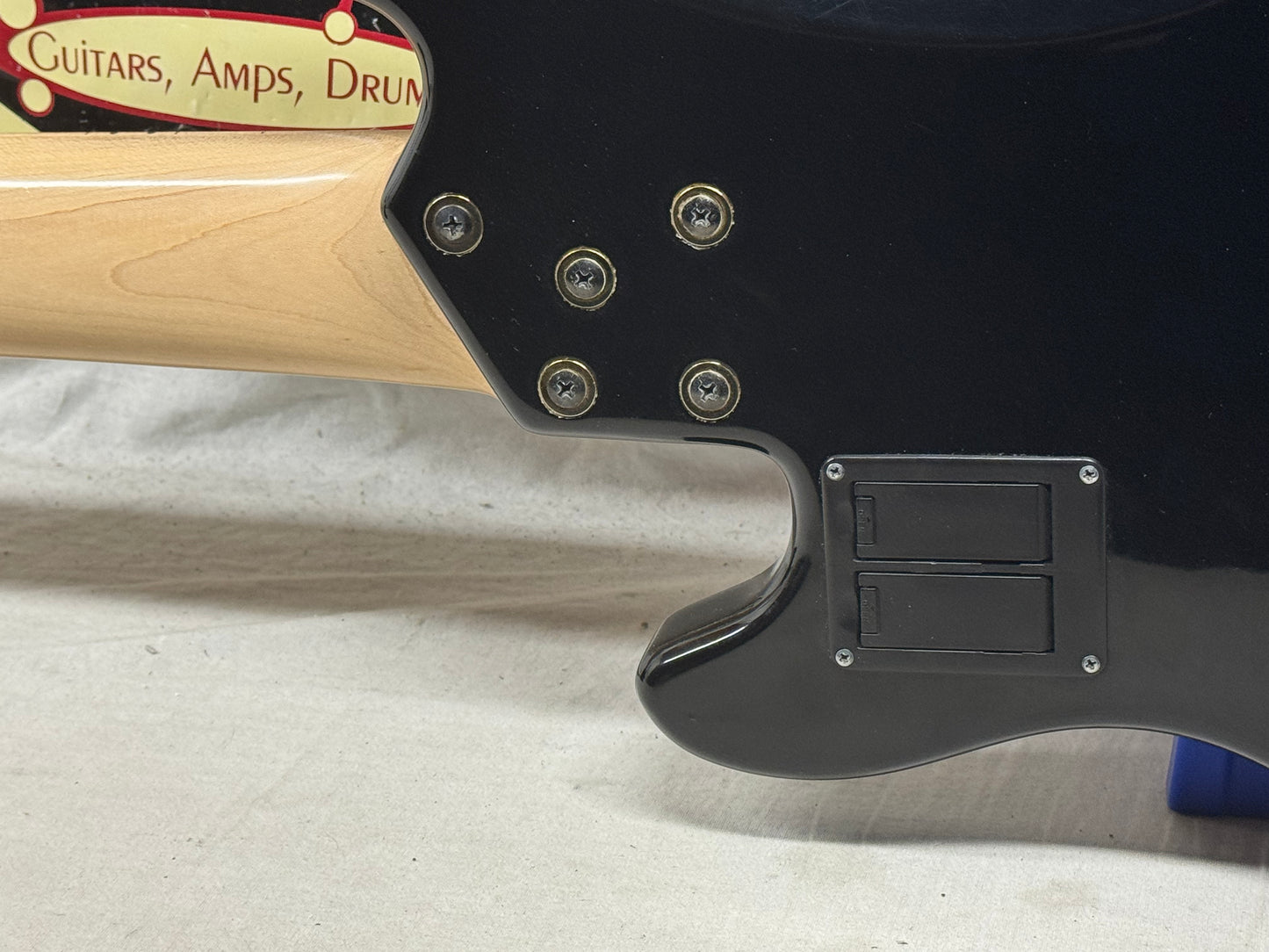 Lakland Skyline Series 5-string Bass - Upgraded Electronics - 2014 - Black / Maple neck