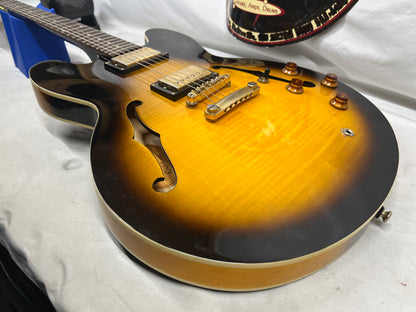 Epiphone DOT Deluxe VS Semi-Hollow Body Electric Guitar