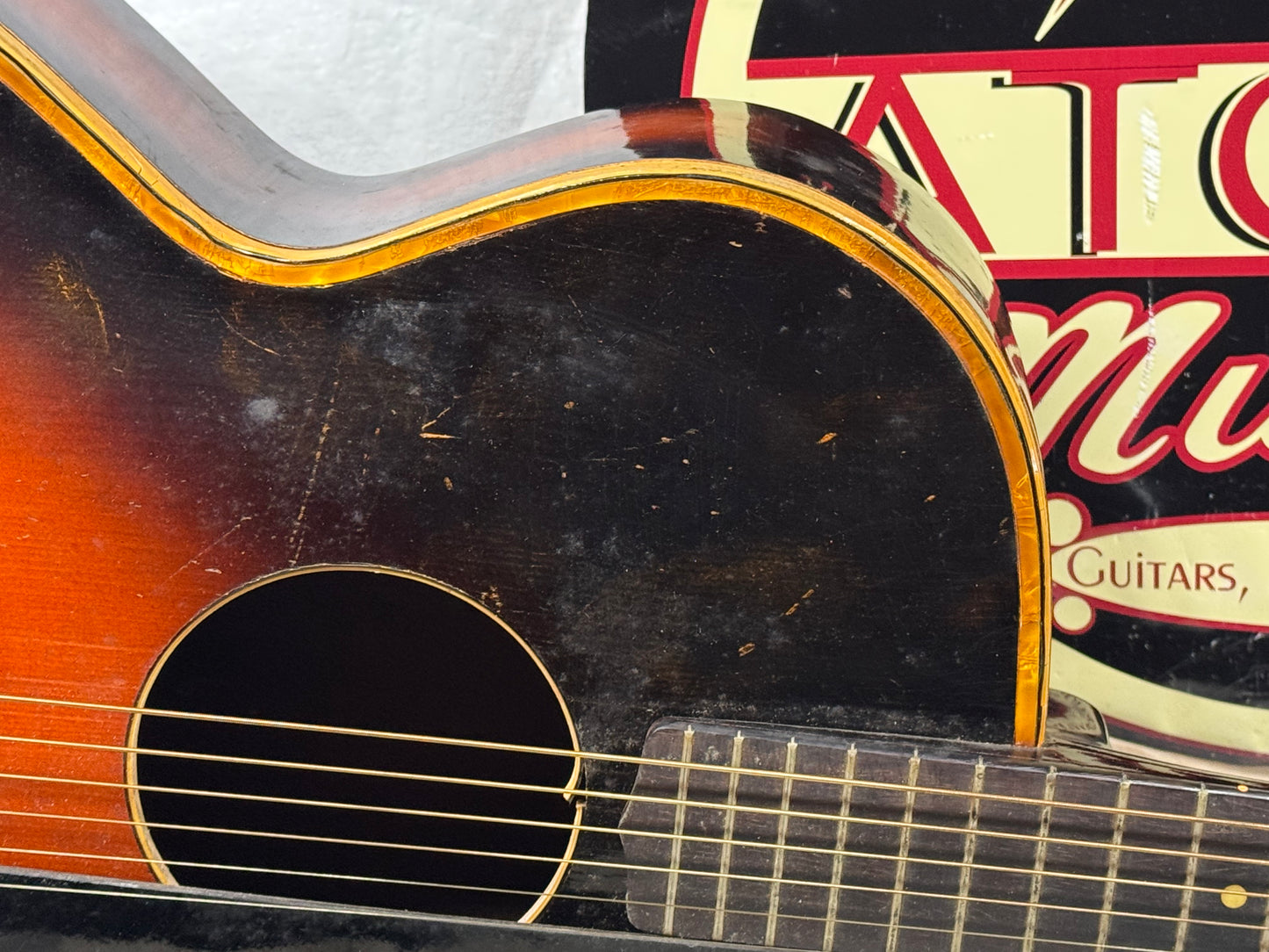 Gretsch Acoustic Guitar with Chipboard Case 1953