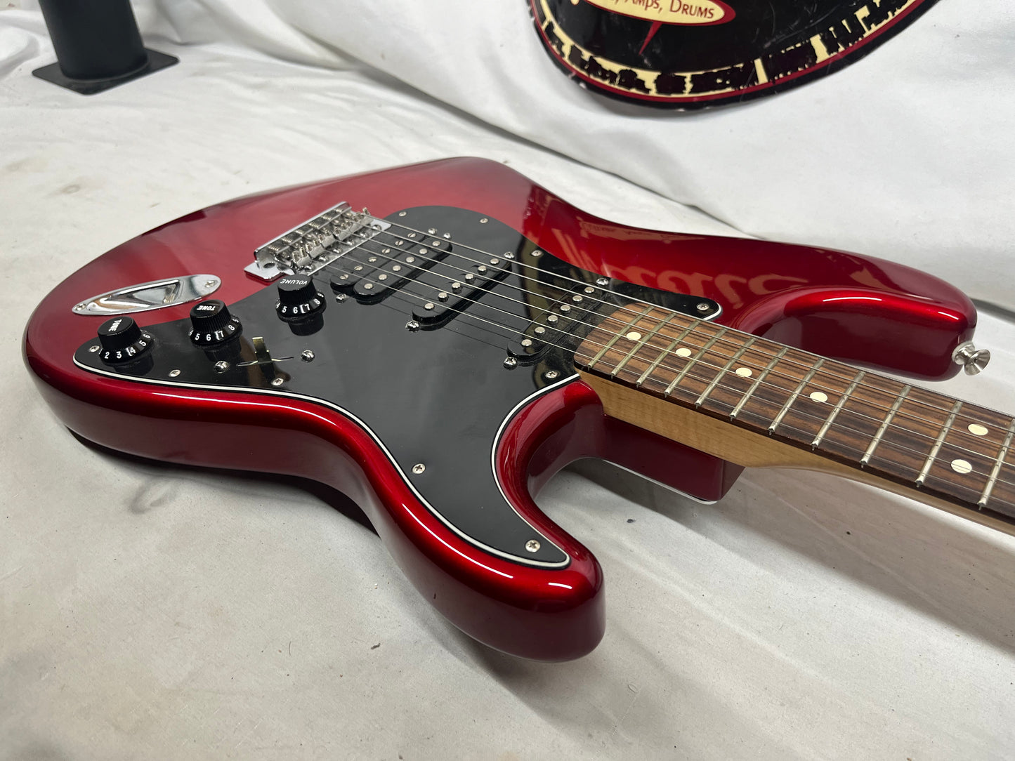 Fender Standard Stratocaster HSS FSR Electric Guitar MIM - Made in Mexico - Candy Red Burst