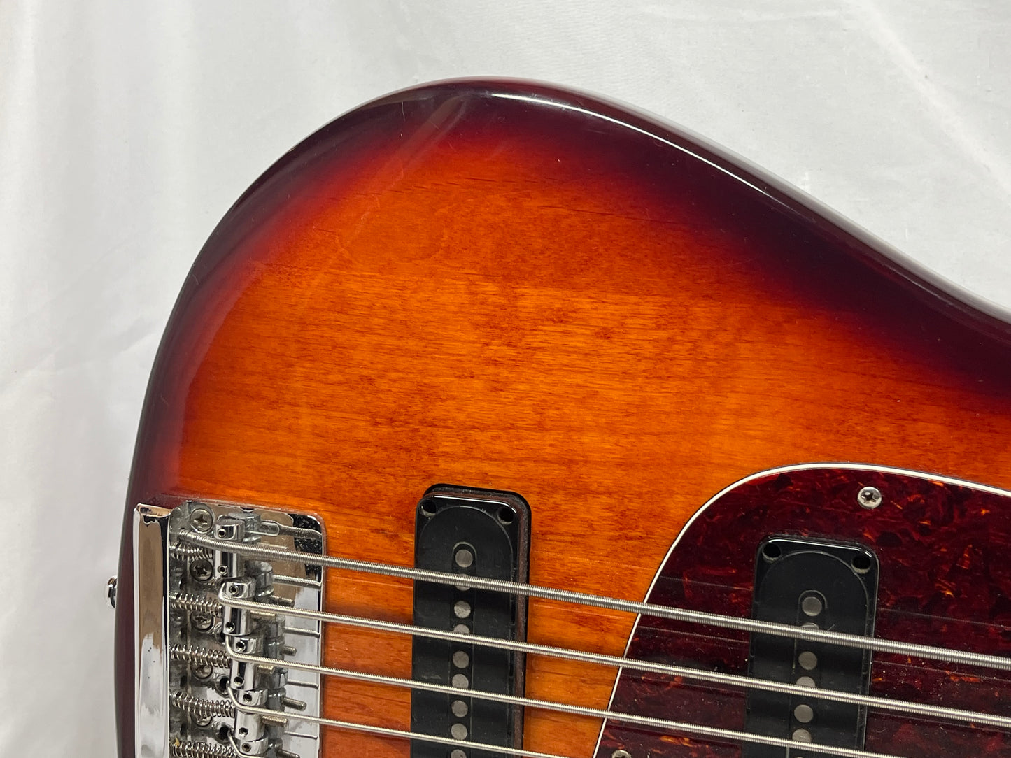 Ibanez TR505 Expressionist 5-String Doublecut Electric Bass - Violin Sunburst