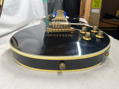 Univox Singlecut LP-Style Electric Guitar with Case