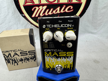 TC Helicon Critical Mass Vocal Harmony Effects Pedal with Box