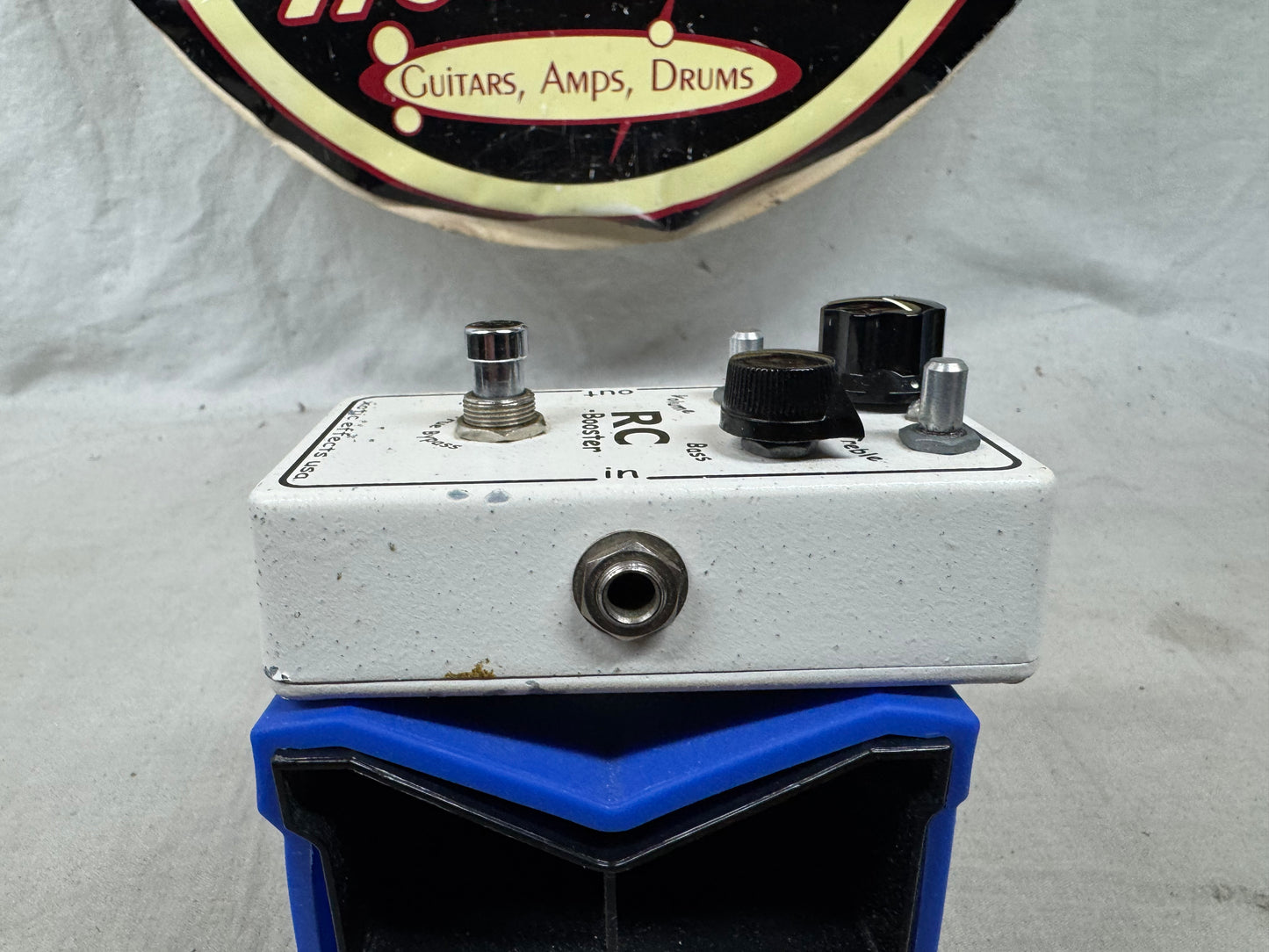 Xotic Effects RC Booster v1 Boost Pedal - missing some knobs