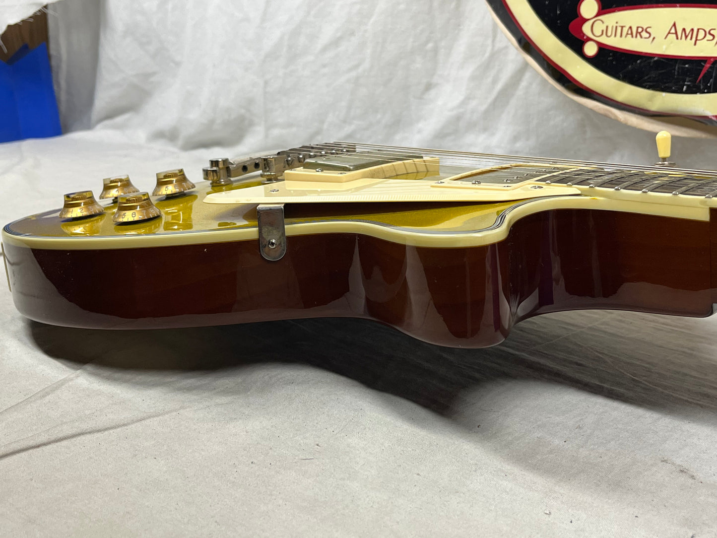 Agile AL-3000 Goldtop Singlecut Electric Guitar