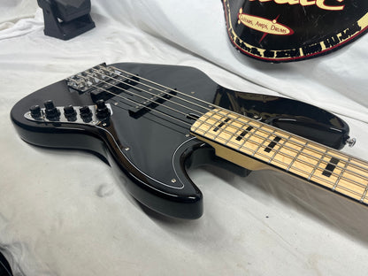 Sire Marcus Miller V7 5-String Doublecut Electric Bass