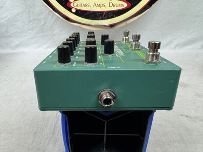 Electro-Harmonix Tri Parallel Mixer Effects Loop Mixer Switcher Pedal