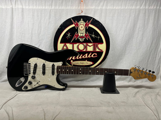Fender Standard Stratocaster Strat MIM - Made in Mexico Electric Guitar