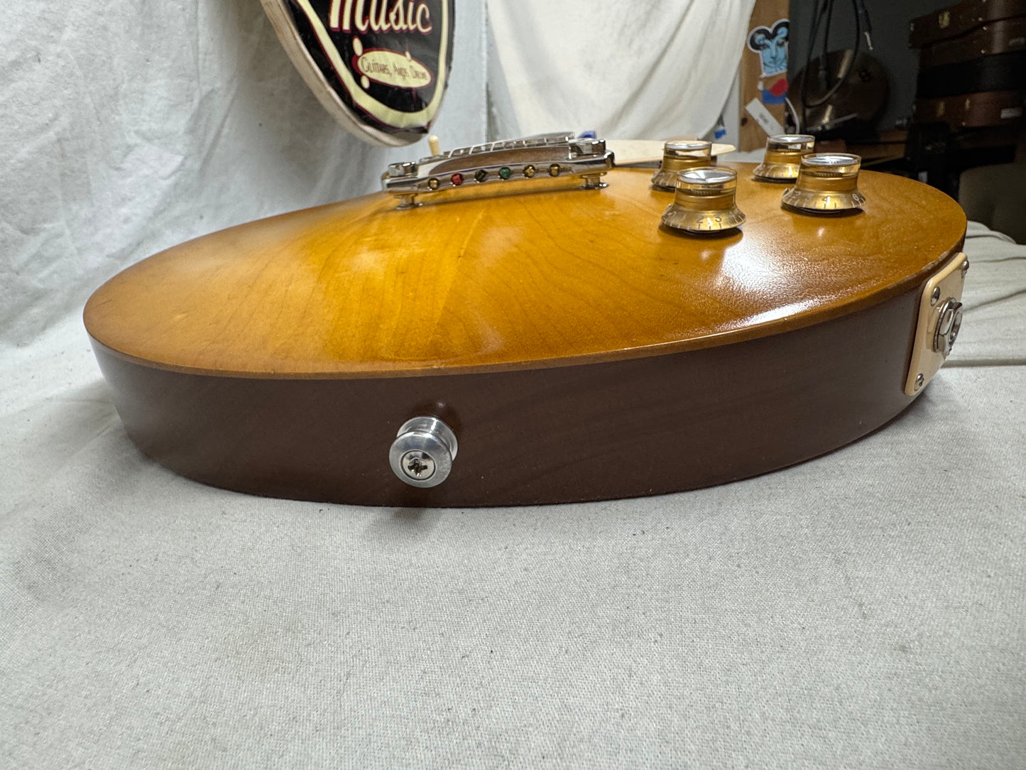 Gibson Les Paul Tribute Guitar 2018