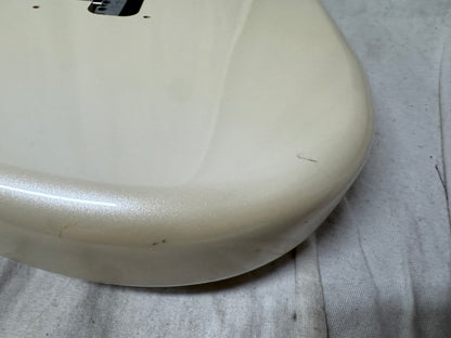 Fender Player Plus Stratocaster Guitar 2022 - Olympic Pearl / Maple neck
