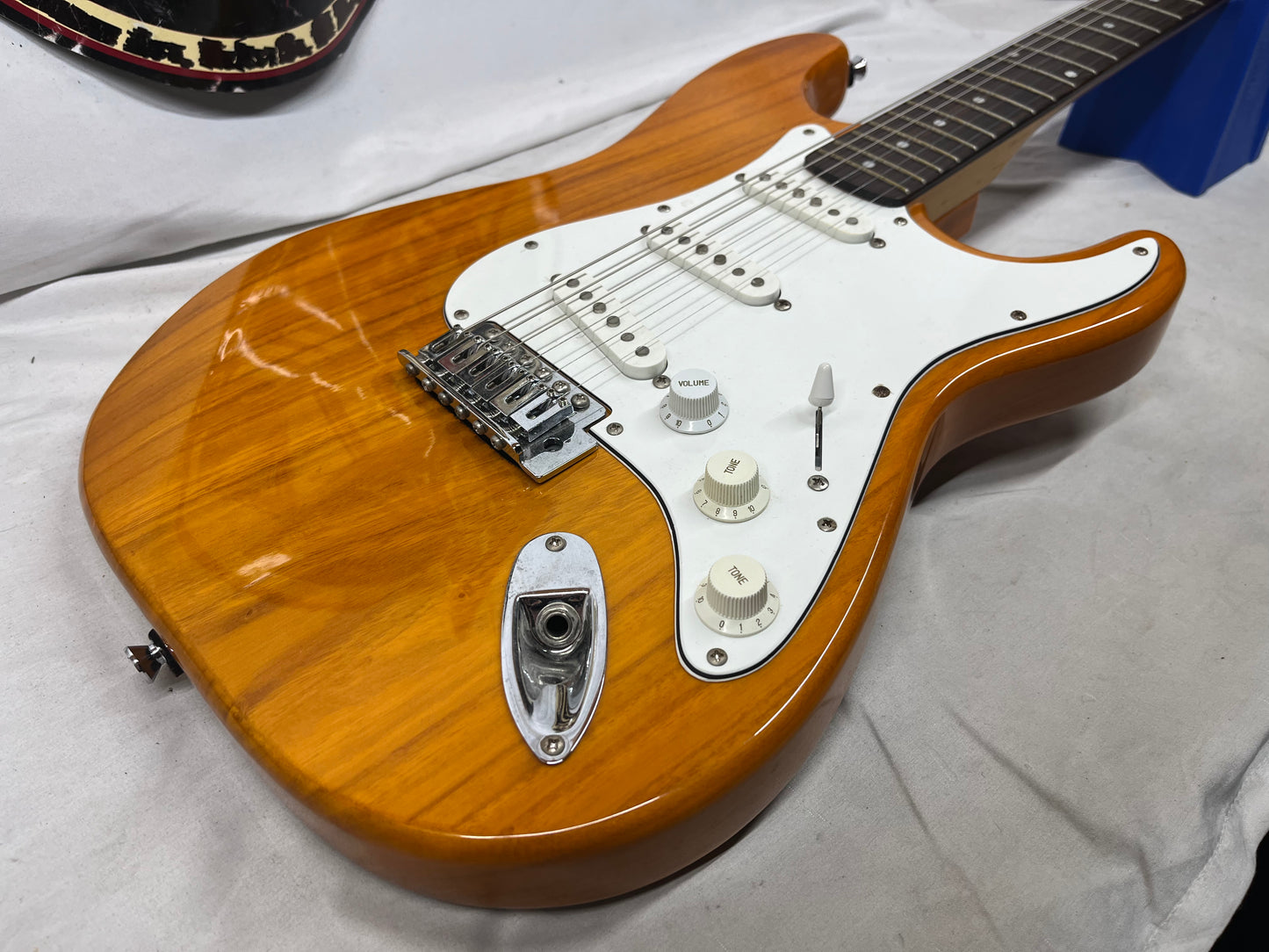 Jay Turser S-Style Doublecut Electric Guitar