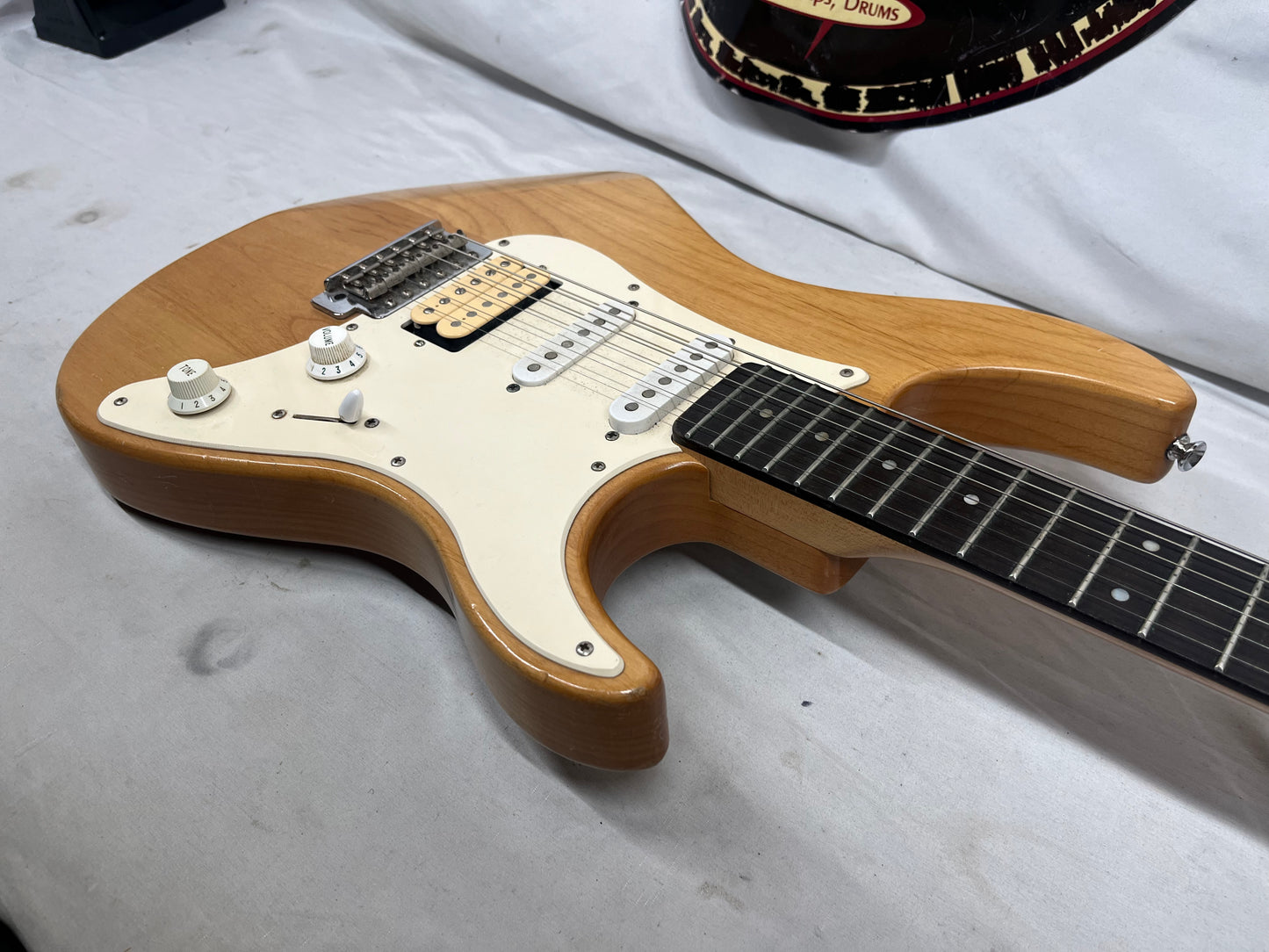 Yamaha Pacifica 112 Doublecut Electric Guitar