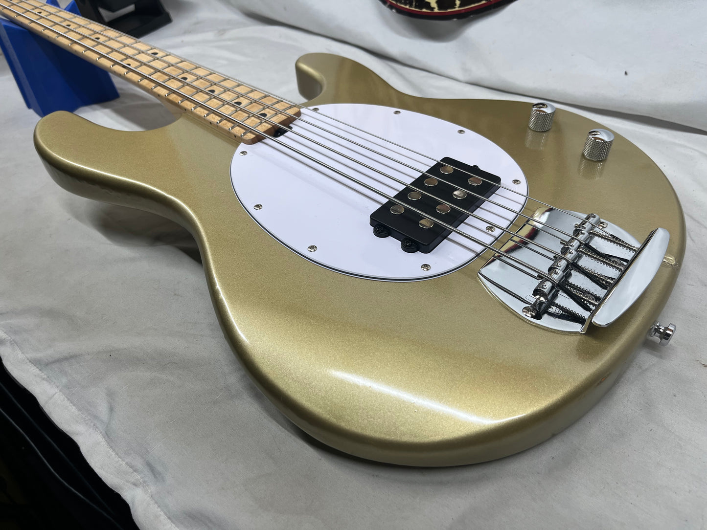 Sterling Intro Series Music Man Stingray 4-String Electric Bass