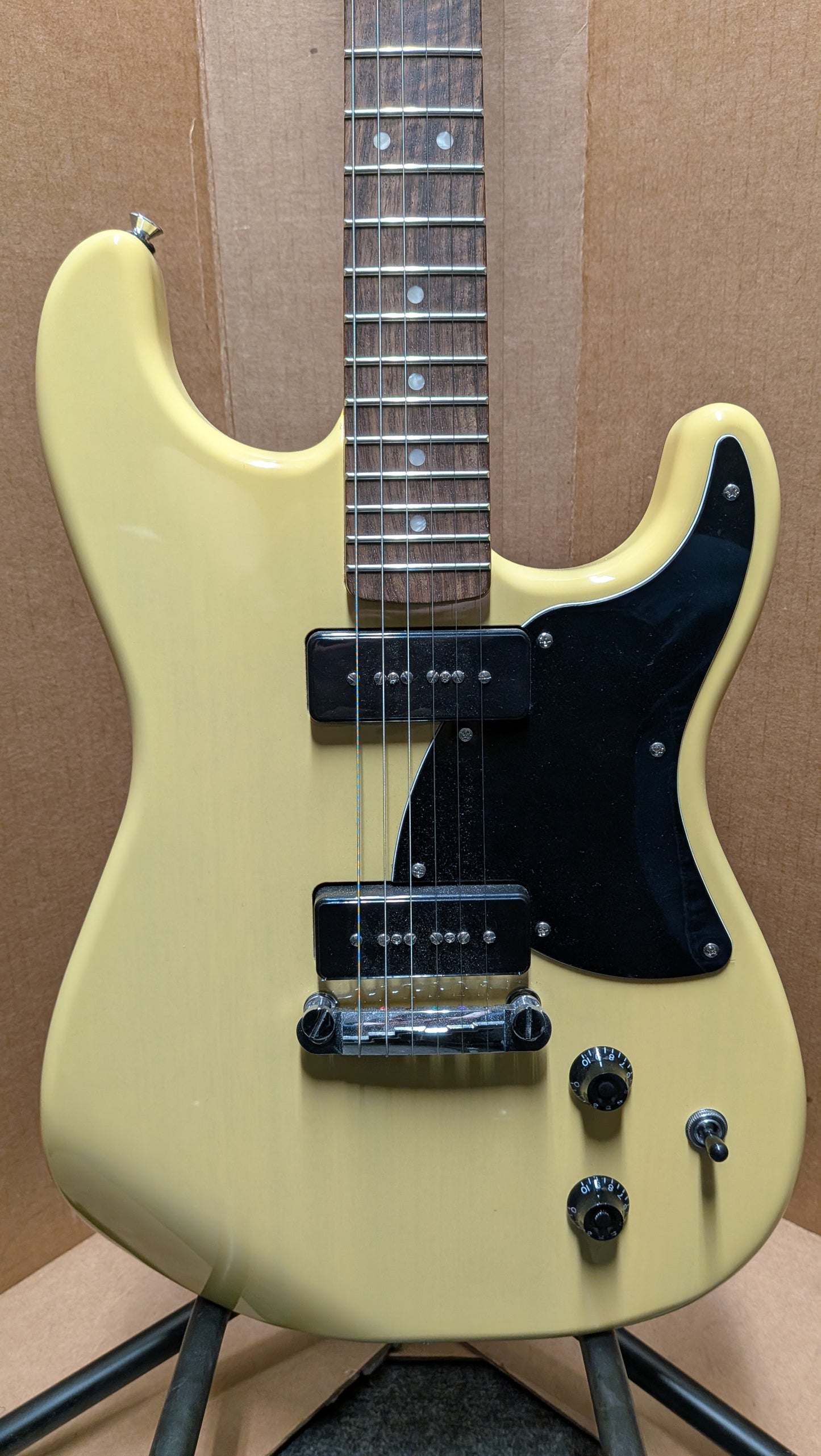 Squier Stratosonic Electric Guitar
