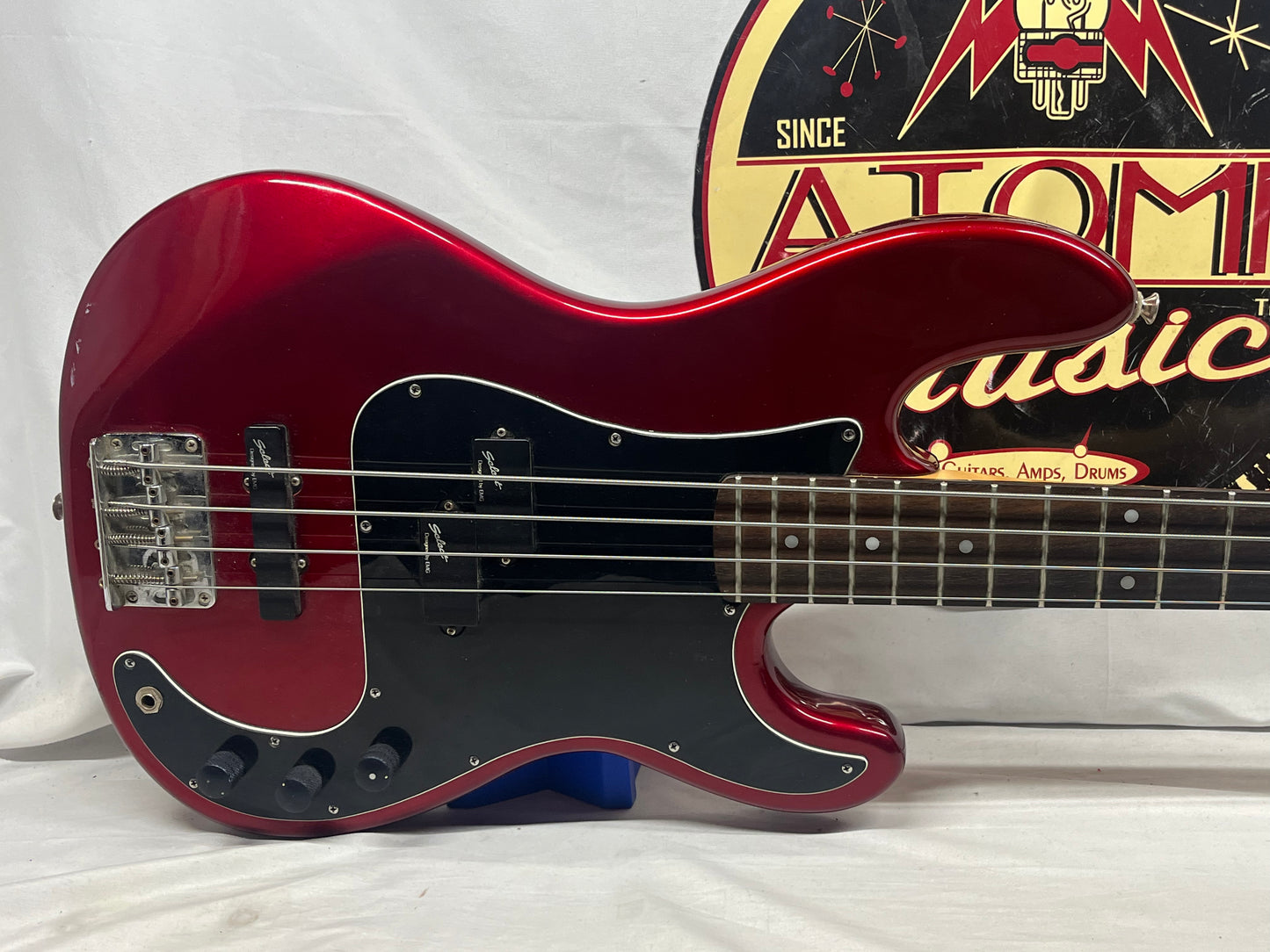 Guitar Research J-Style 4-String Electric Bass