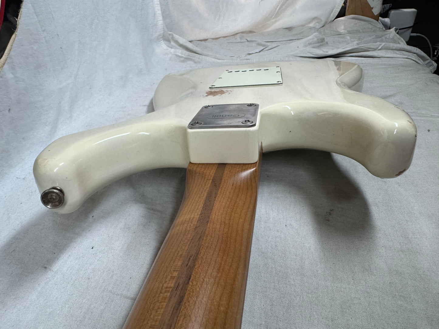 LsL Instruments Saticoy HSS (22 fret) Guitar with Case - Vintage Cream