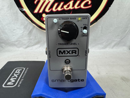 MXR M135 Smart Gate Noise Gate Pedal with Box
