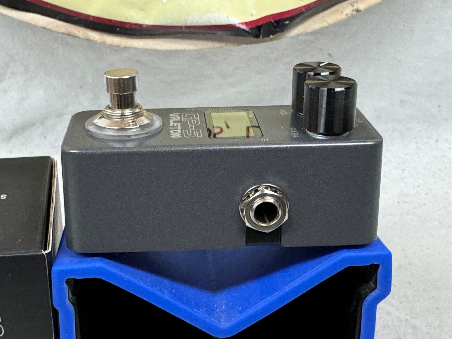 Valeton GP-5 gp5 Multi-Effects Pedal with Box