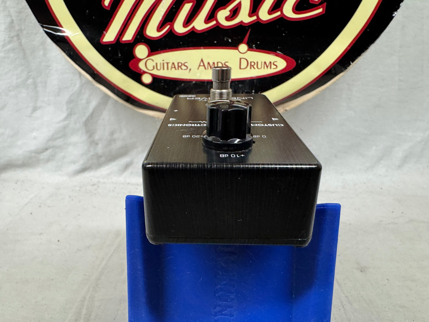 MXR x CAE Custom Audio Electronics MC401 Boost Line Driver Pedal
