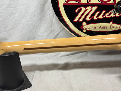 Fender American Standard Stratocaster Guitar with Case 2013 - 3-Color Sunburst / Maple neck