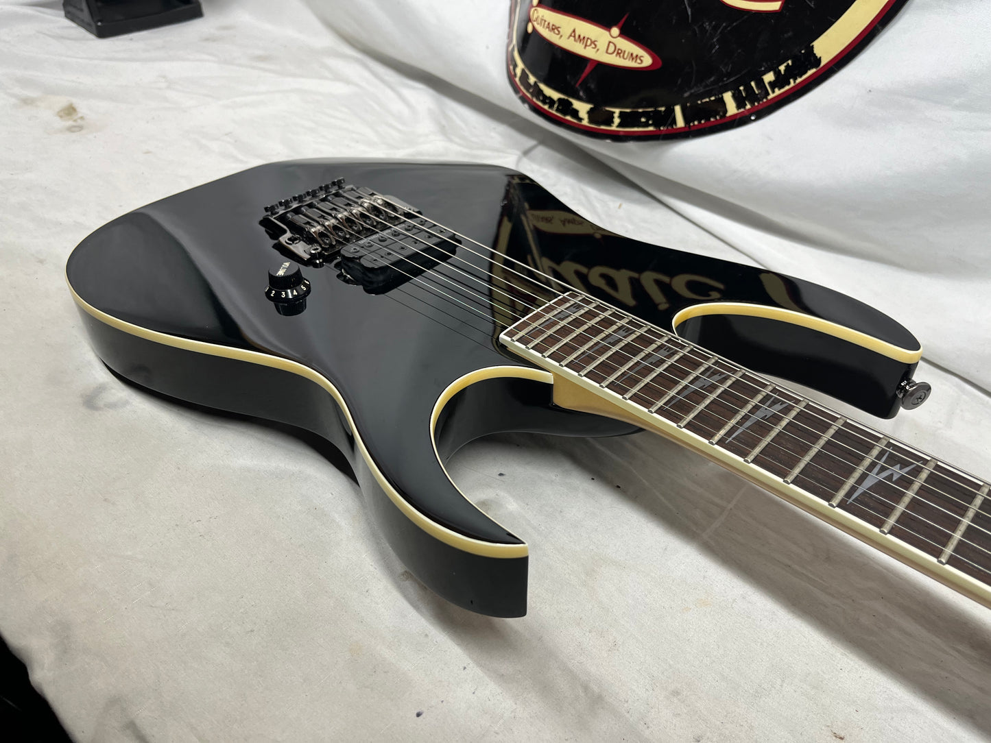 Ibanez RG2610E Prestige Doublecut FR Electric Guitar with Hard Case