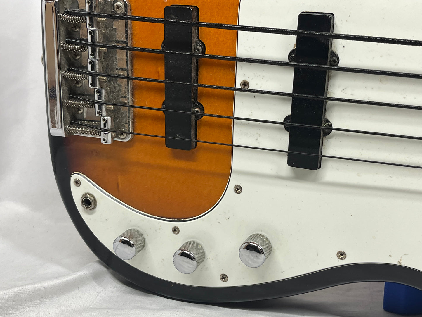 Squier P-Bass Precision Bass Special-5 5-String Electric Bass - Brown Sunburst