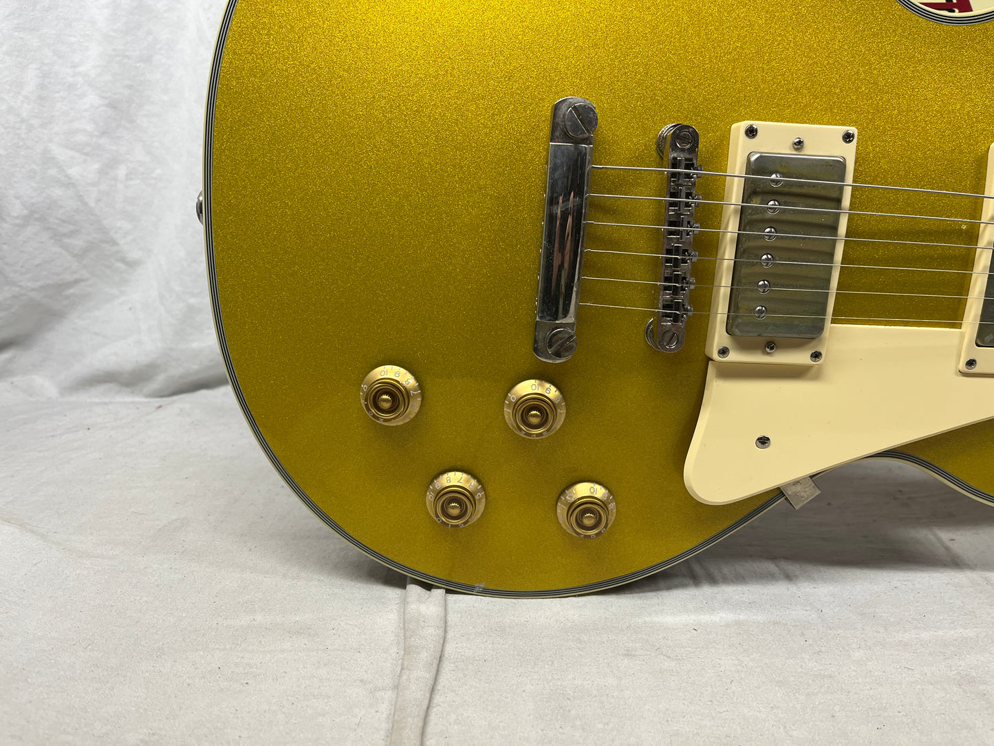 Agile AL-3000 Goldtop Singlecut Electric Guitar