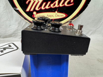 Keeley Electronics Halo Core v2 Delay Pedal with Box