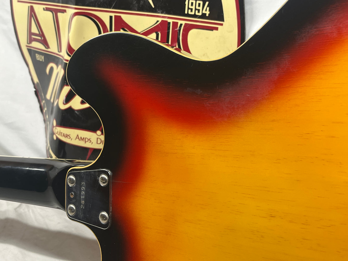 Vox Super Lynx Deluxe Hollow Body Electric Guitar with Hard Case - Sunburst