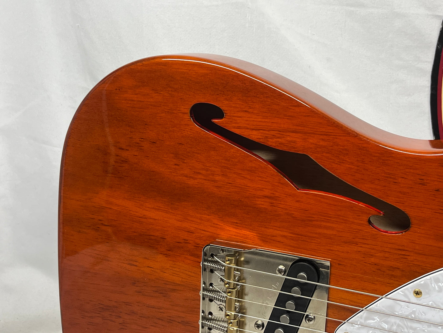 Squier Classic Vibes '60s Telecaster Tele Semi-Hollow Body Electric Guitar