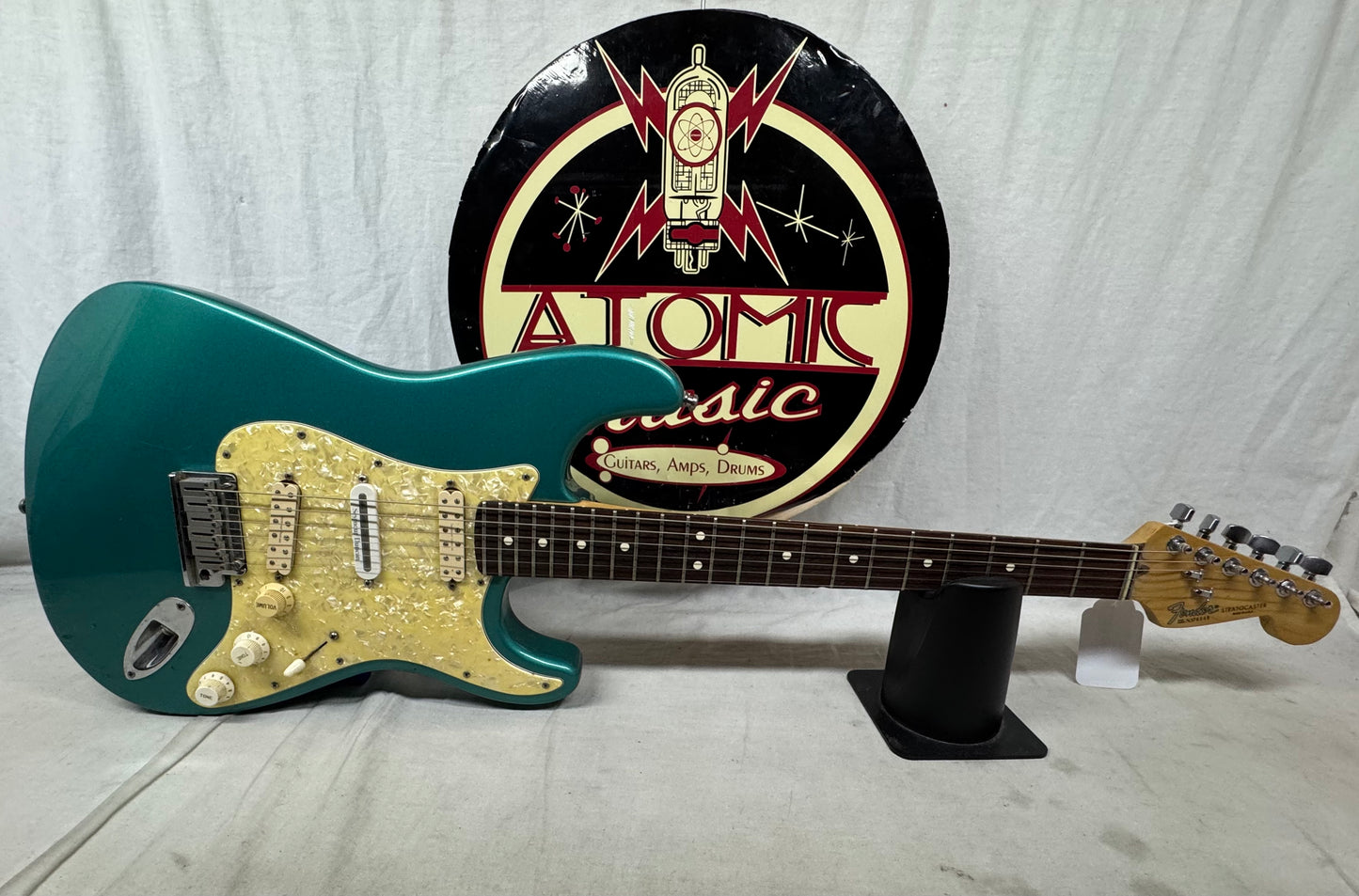 Fender American Standard Stratocaster Guitar with Case 1993 - Cobalt Blue Metallic
