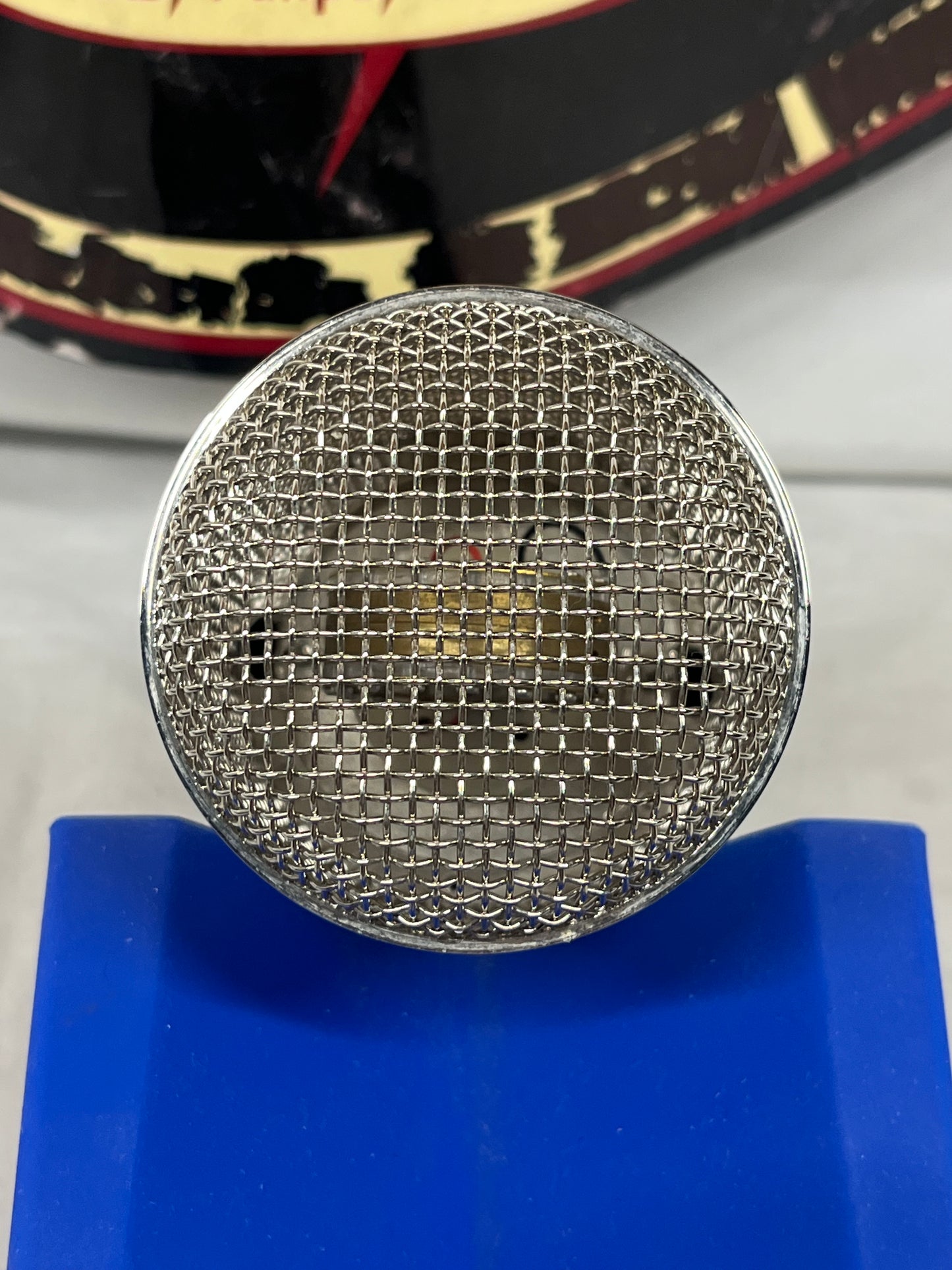 MXL Revelation Variable-Pattern Tube Condenser Microphone with Shock Mount and Case