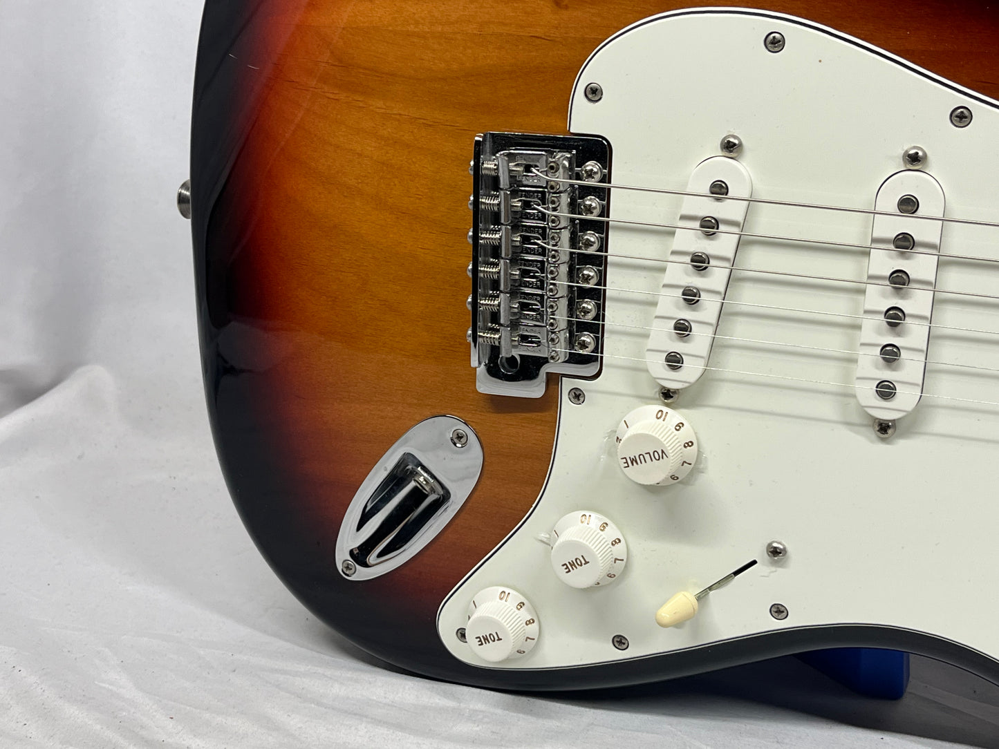 Fender Standard Stratocaster MIM - Made in Mexico Electric Guitar