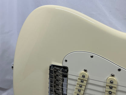 Fender American Professional Stratocaster Strat Electric Guitar with Case - Olympic White