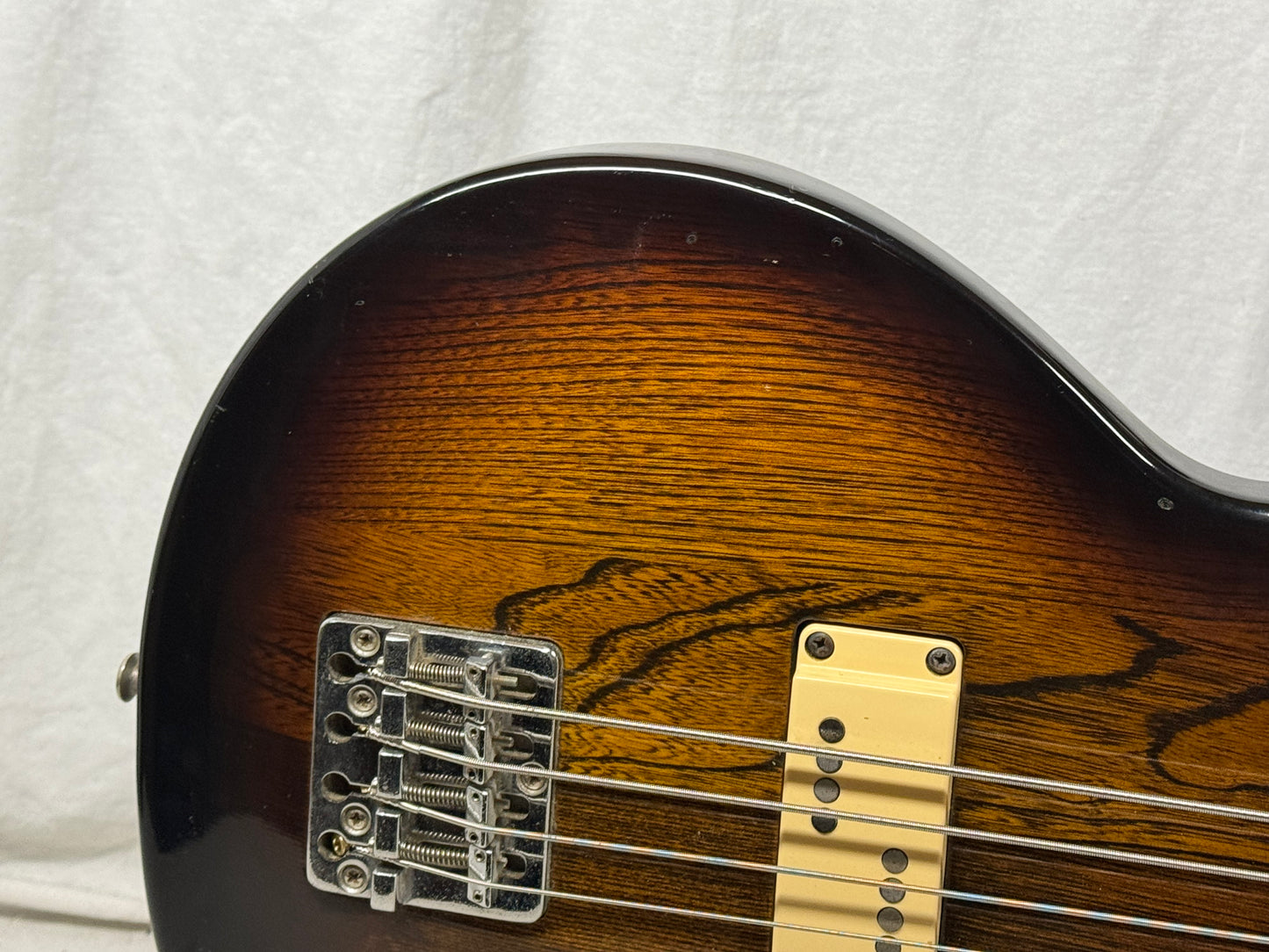Aria Pro II Cardinal Series CSB-450 csb450 4-string Bass with Case