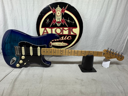 Fender Limited Edition Player Stratocaster HSS Plus Top Guitar 2021 - Blue Burst / Maple neck