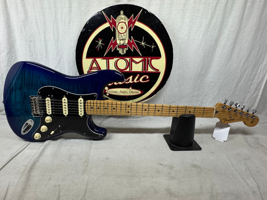 Fender Limited Edition Player Stratocaster HSS Plus Top Guitar 2021 - Blue Burst / Maple neck