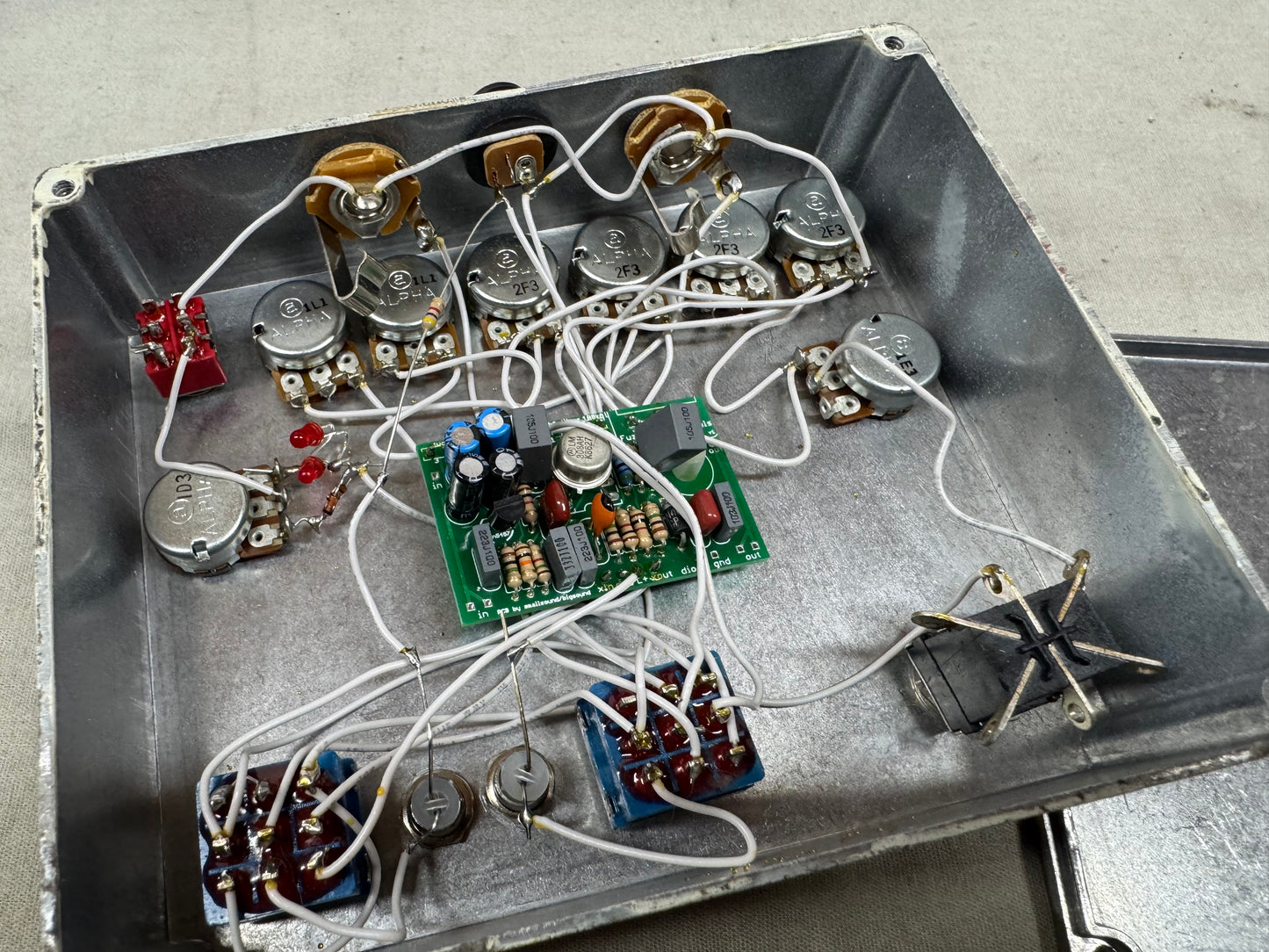 Fuzzrocious Rat King ratking Distortion Pedal - Artwork by Drew Rausch