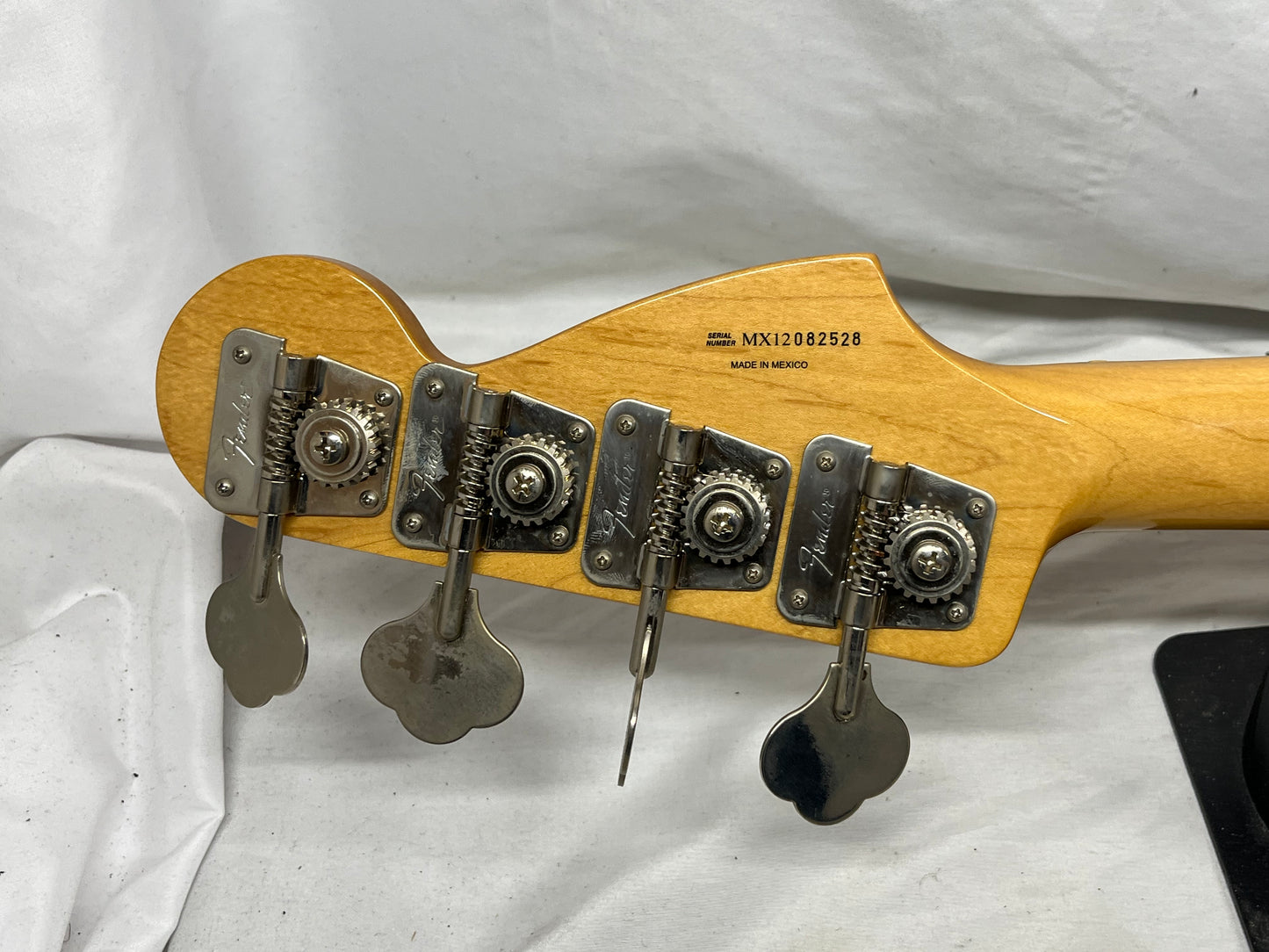 Fender Pawn Shop Reverse Jaguar 4-String Electric Bass MIM - Made in Mexico - 2-Color Sunburst
