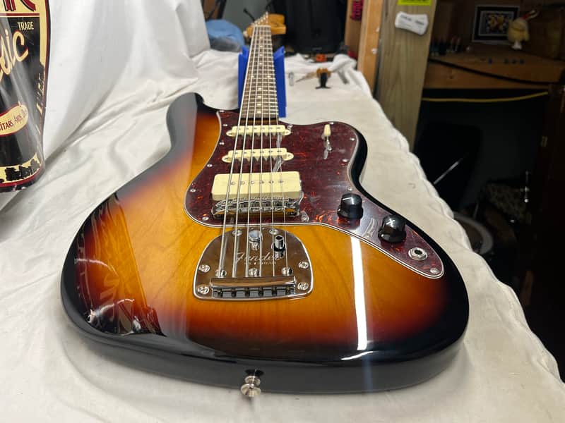 Fender Pawn Shop Bass VI 6-String Short Scale Bass Guitar - Image 18