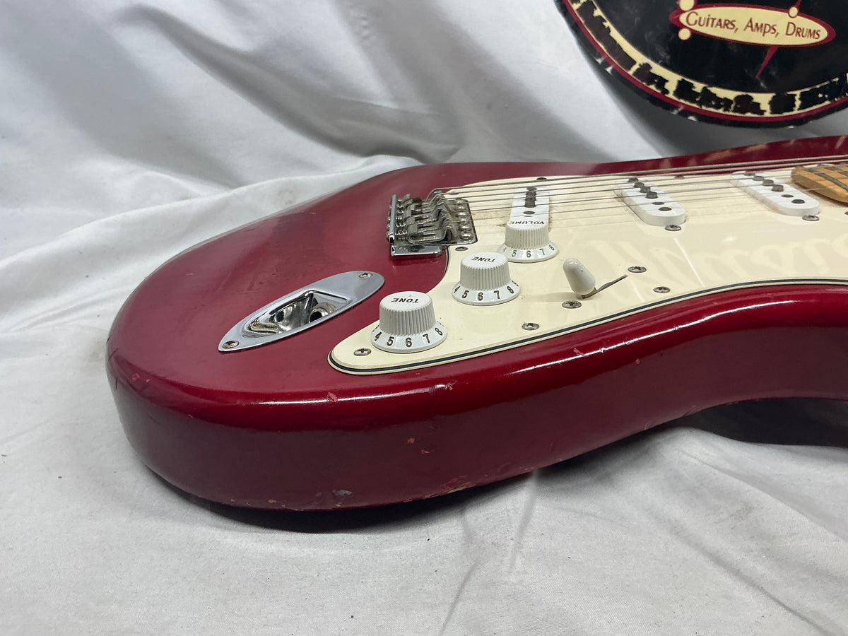 Fender Highway One Stratocaster Guitar 2002 - Crimson Red Transparent / Maple neck